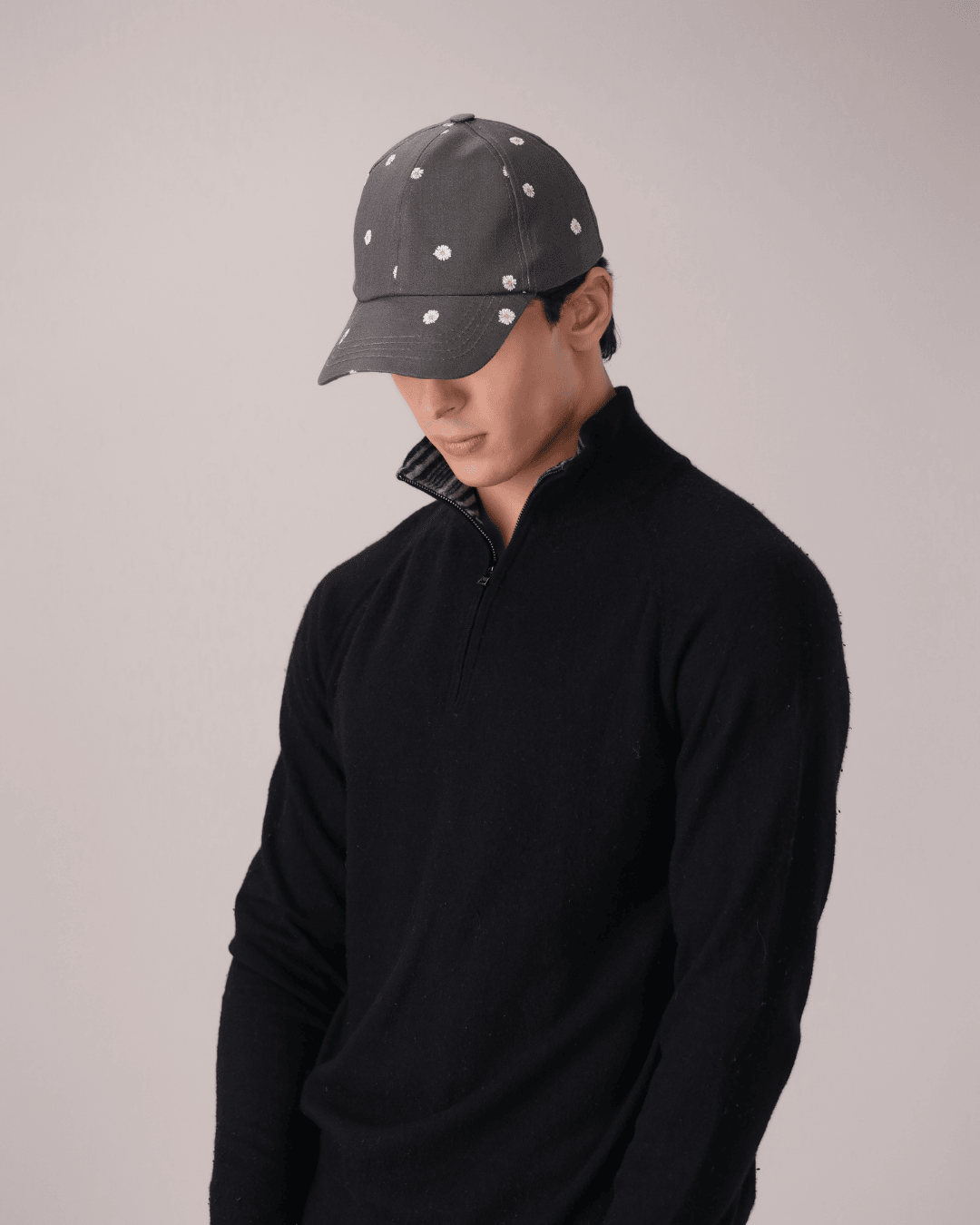 Grey Daisy Cap